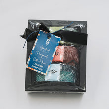 Load image into Gallery viewer, Loofah Soap Set